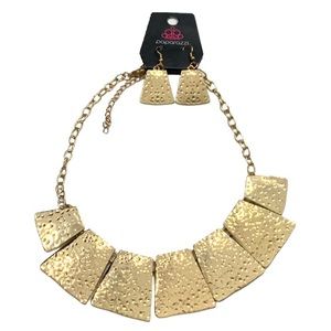 Paparazzi Gold Medallion Necklace Earring Set Here Comes The Huntress